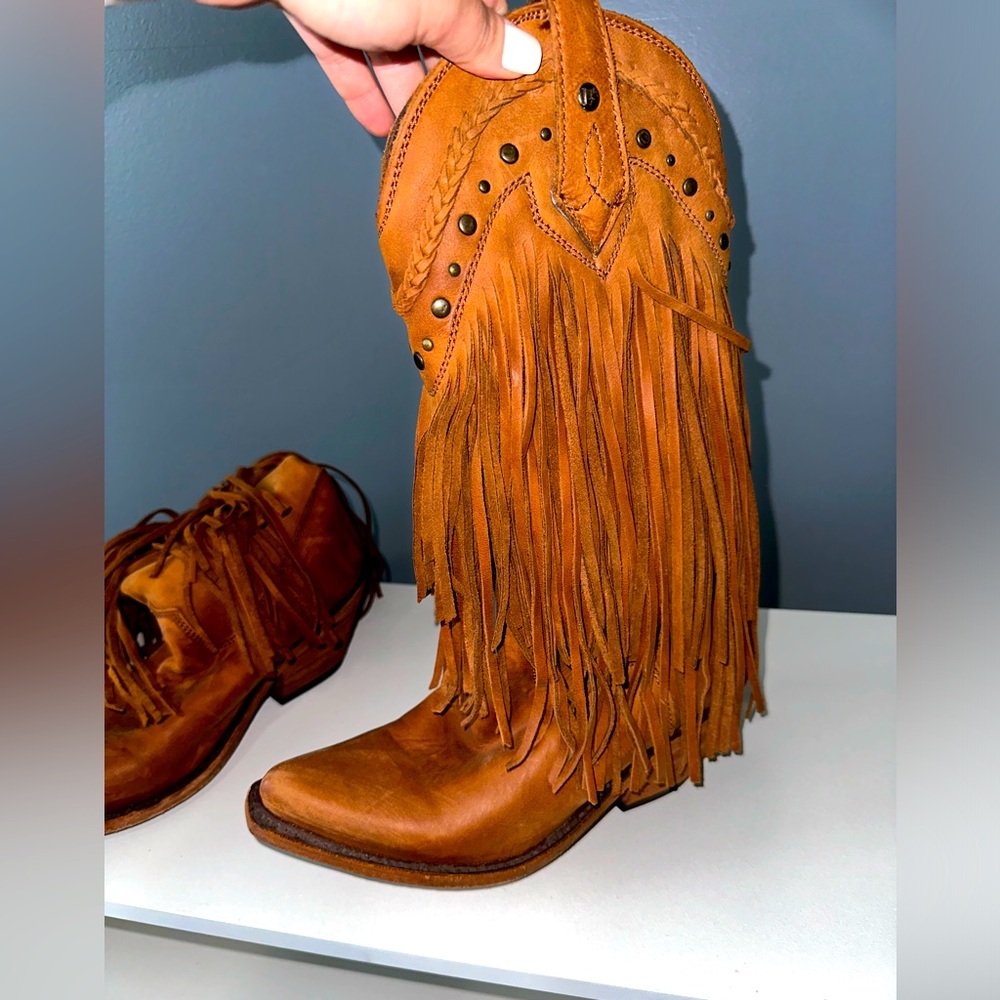 Women’s LIBERTY BLACK Leather fringe boots sz 5.5